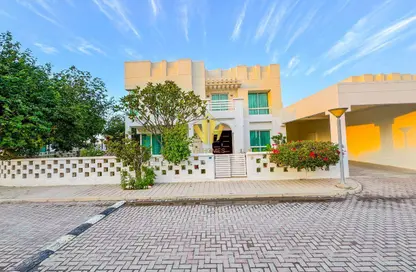 Villa - 4 Bedrooms - 4 Bathrooms for rent in Hamala - Northern Governorate