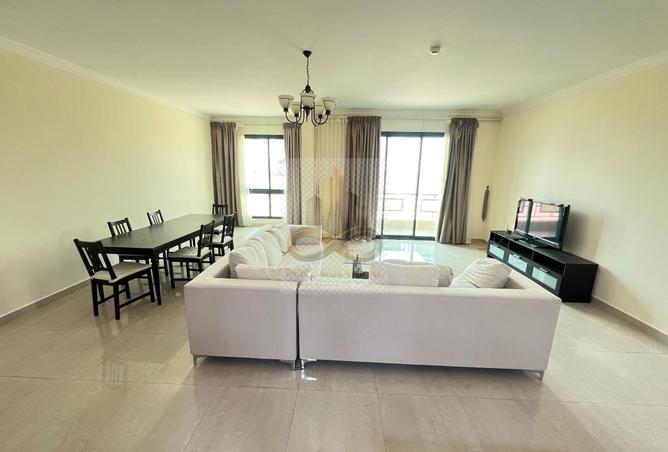 56890398 - Property Main Image