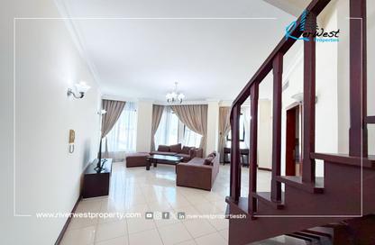 Duplex - 2 Bedrooms - 3 Bathrooms for rent in Al Juffair - Capital Governorate