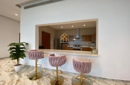Apartment - 3 Bedrooms - 5 Bathrooms for rent in Seef - Capital Governorate