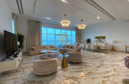 Apartment - 3 Bedrooms - 5 Bathrooms for rent in Seef - Capital Governorate