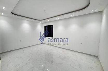 Apartment - 5 - 4 for sale in Hidd - Muharraq Governorate
