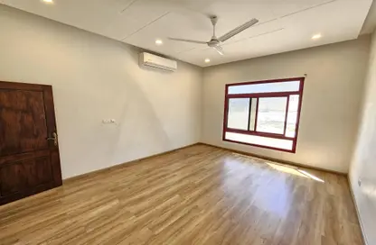 Apartment - Studio - 1 Bathroom for rent in Seef - Capital Governorate