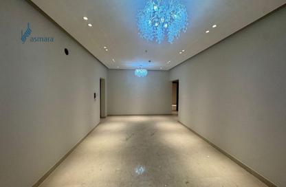 Apartment - 5 Bedrooms - 4 Bathrooms for sale in Hidd - Muharraq Governorate