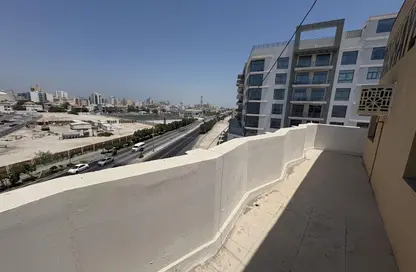 Apartment - 2 Bedrooms - 3 Bathrooms for rent in Um Al Hasam - Manama - Capital Governorate