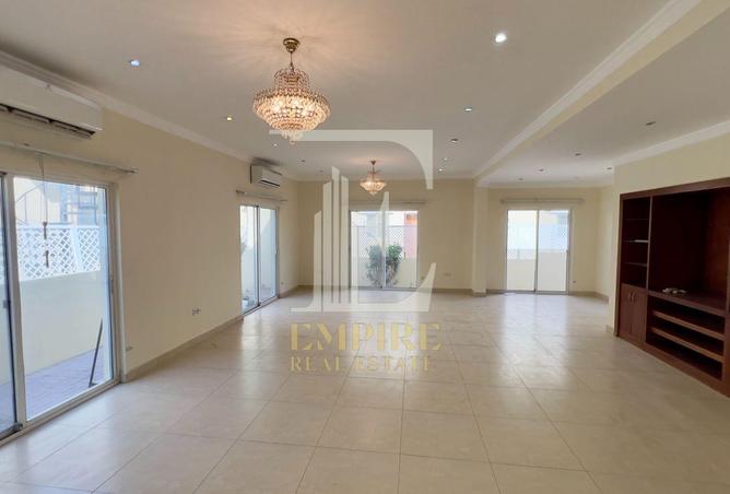 999066 - Property Image 2