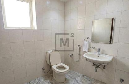 Office Space - 2 Bedrooms - 2 Bathrooms for rent in Muharraq - Muharraq Governorate