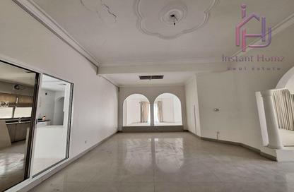 Villa - 4 - 5 for rent in Janabiya - Northern Governorate