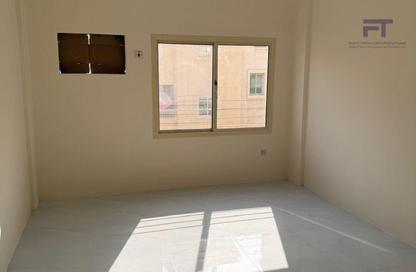 Apartment - 3 Bedrooms - 2 Bathrooms for rent in Manama - Capital Governorate Apartment - 3 Bedrooms - 2 Bathrooms for rent in Manama - Capital Governorate
