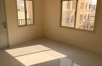 Apartment - 3 Bedrooms - 2 Bathrooms for rent in Manama - Capital Governorate