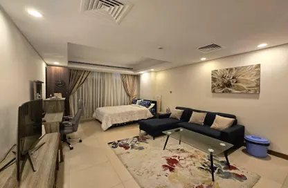 Apartment - Studio - 1 Bathroom for rent in Busaiteen - Muharraq Governorate