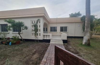 Compound - 3 Bedrooms - 3 Bathrooms for rent in Saar - Northern Governorate