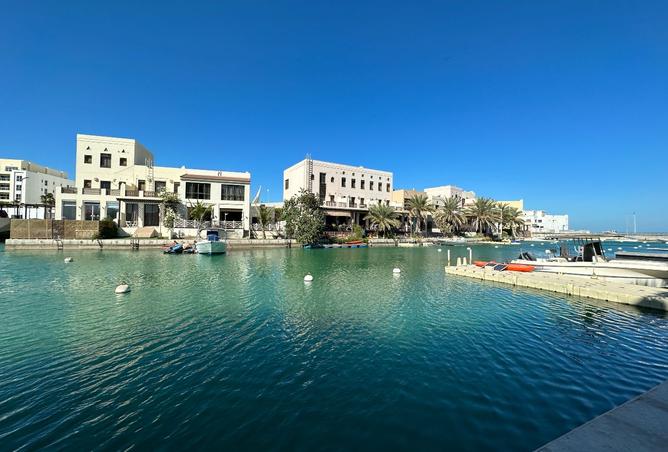 988641 - Property Image 3