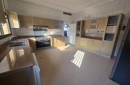 Villa - 5 Bedrooms - 5 Bathrooms for rent in Saar - Northern Governorate