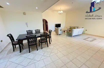 Apartment - 2 Bedrooms - 2 Bathrooms for rent in Al Juffair - Capital Governorate