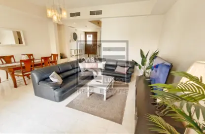 فيلا - 2 غرف نوم - 3 حمامات للبيع في مدينة المرسى - أمواج - المحرق