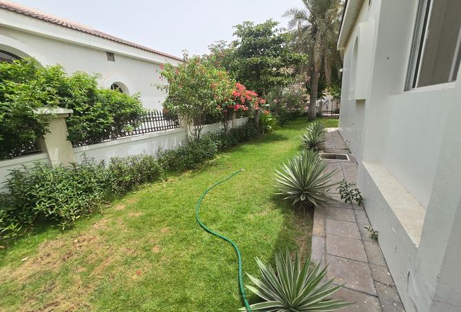 56009398 - Property Image 3