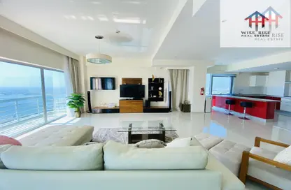 Apartment - 3 Bedrooms - 3 Bathrooms for rent in Mahooz - Manama - Capital Governorate