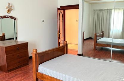 Apartment - 3 Bedrooms - 3 Bathrooms for rent in Al Juffair - Capital Governorate