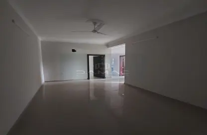 Apartment - 3 Bedrooms - 2 Bathrooms for rent in Tubli - Central Governorate