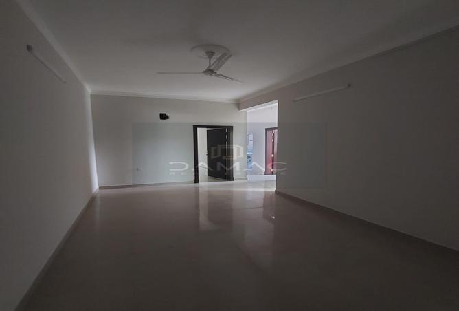 988773 - Property Main Image