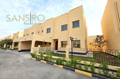 Villa - 4 Bedrooms - 3 Bathrooms for rent in Janabiya - Northern Governorate
