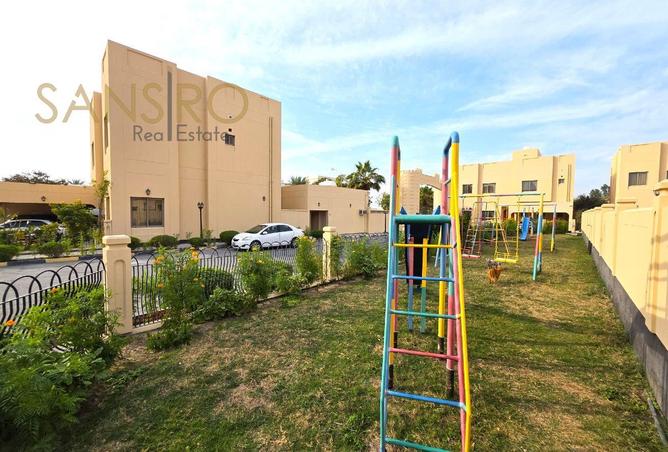 51878119 - Property Image 3