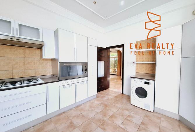 57094010 - Property Image 3