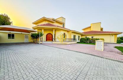 Villa - 4 Bedrooms - 5 Bathrooms for rent in Janabiya - Northern Governorate