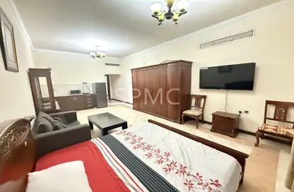 Apartment - Studio - 1 Bathroom for rent in Al Juffair - Capital Governorate