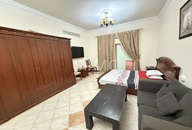 987557 - Property Image 3