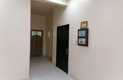 Apartment - 2 Bedrooms - 2 Bathrooms for rent in Al Dair - Muharraq Governorate