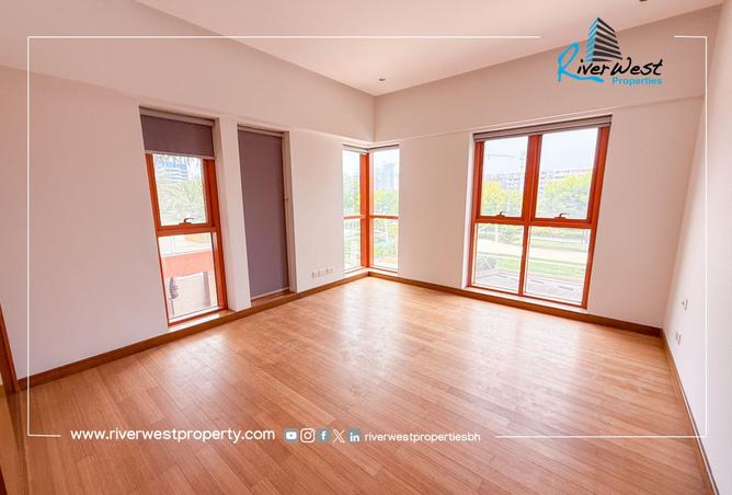 56037960 - Property Image 2