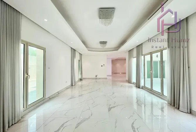 58382602 - Property Image 2