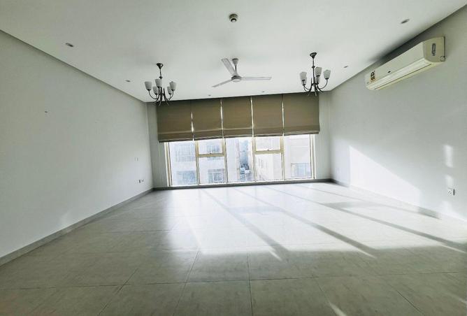 1002220 - Property Image 3