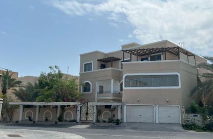 Villa - 7+ Bedrooms - 7+ Bathrooms for sale in Busaiteen - Muharraq Governorate