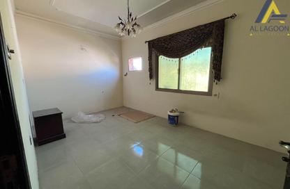 Apartment - 2 Bedrooms - 2 Bathrooms for rent in Tubli - Central Governorate