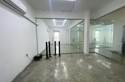 Office Space - 6 Bedrooms - 4 Bathrooms for rent in Zinj - Manama - Capital Governorate