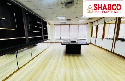 Office Space - 6 Bedrooms for rent in Manama Souq - Manama - Capital Governorate