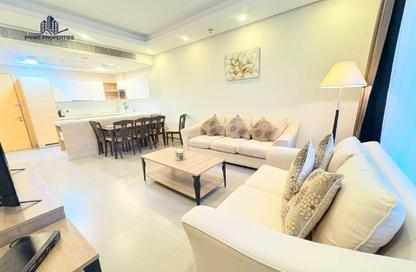 Apartment - 2 Bedrooms - 3 Bathrooms for rent in Al Juffair - Capital Governorate