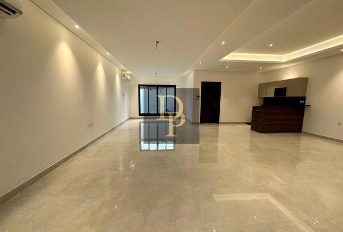 53489098 - Property Main Image