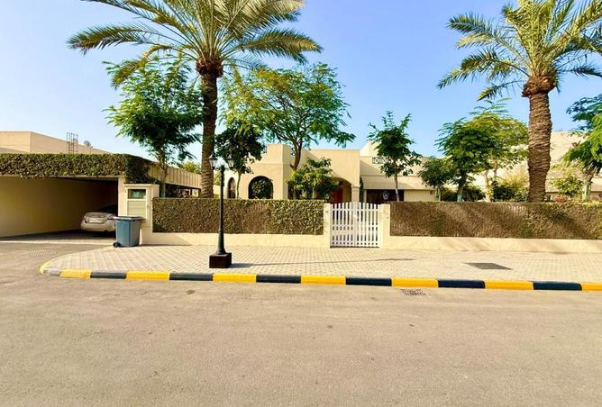 54398280 - صورة العقار 2