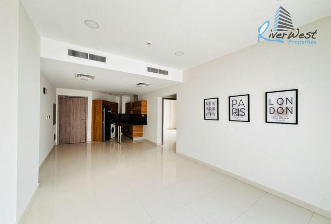 994243 - Property Image 2