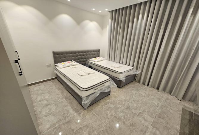 992916 - Property Image 2