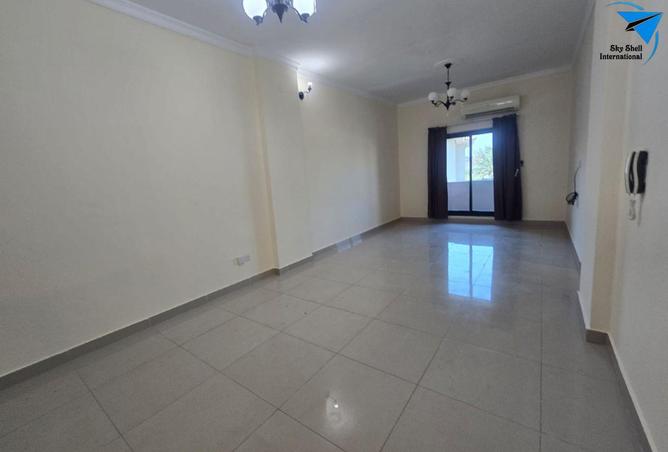 997987 - Property Image 2
