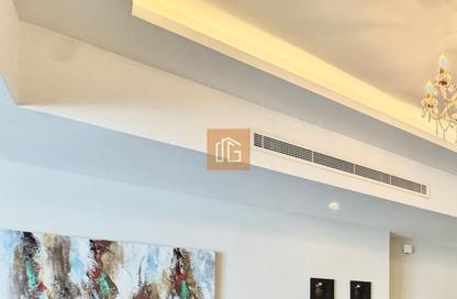 Apartment - 1 Bedroom - 2 Bathrooms for rent in Al Juffair - Capital Governorate