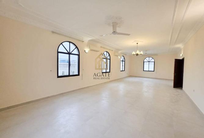 52275466 - Property Image 2