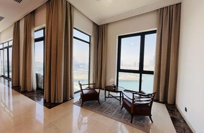 Apartment - 4 Bedrooms - 5 Bathrooms for rent in Reef Island - Capital Governorate