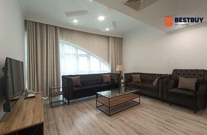 Apartment - 1 Bedroom - 2 Bathrooms for rent in Sanabis - Manama - Capital Governorate