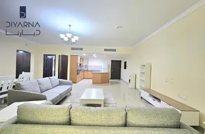Apartment - 2 Bedrooms - 2 Bathrooms for rent in Al Burhama - Manama - Capital Governorate